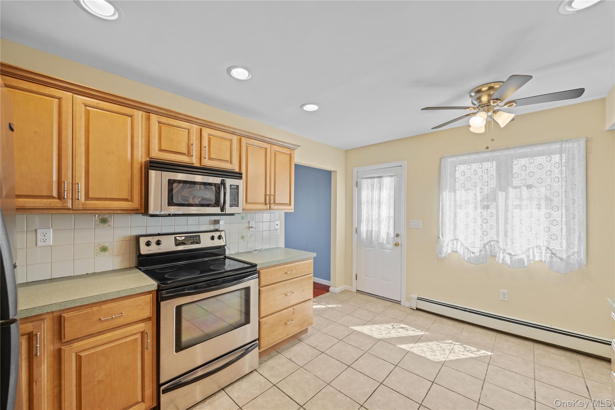 #13 photo, 60 Lafayette Street, Huntington , NY 11743