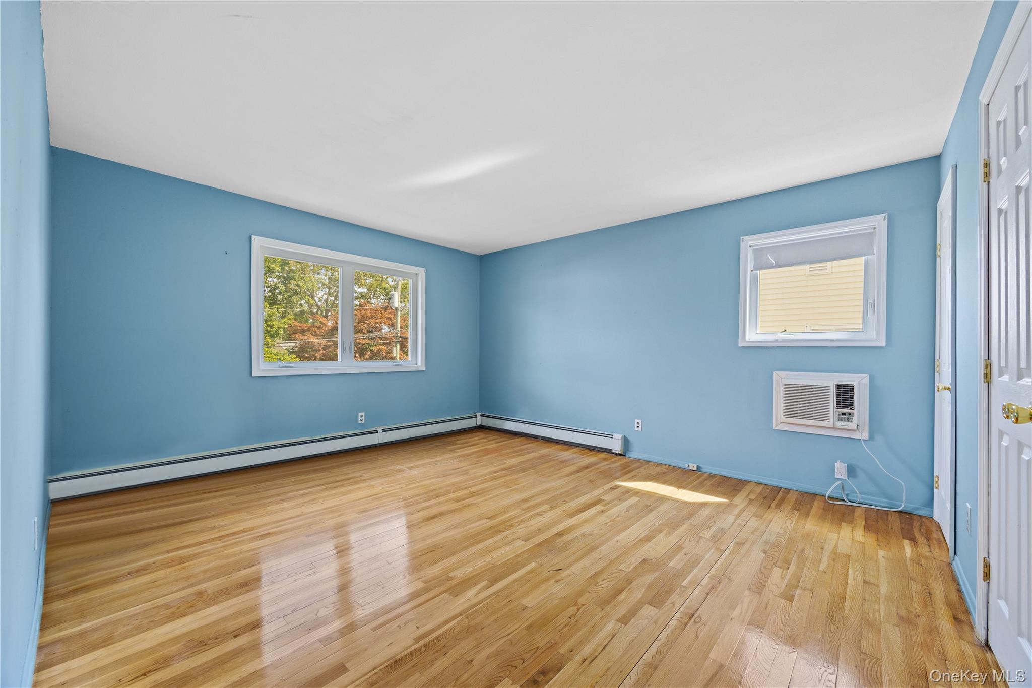 #19 photo, 60 Lafayette Street, Huntington , NY 11743