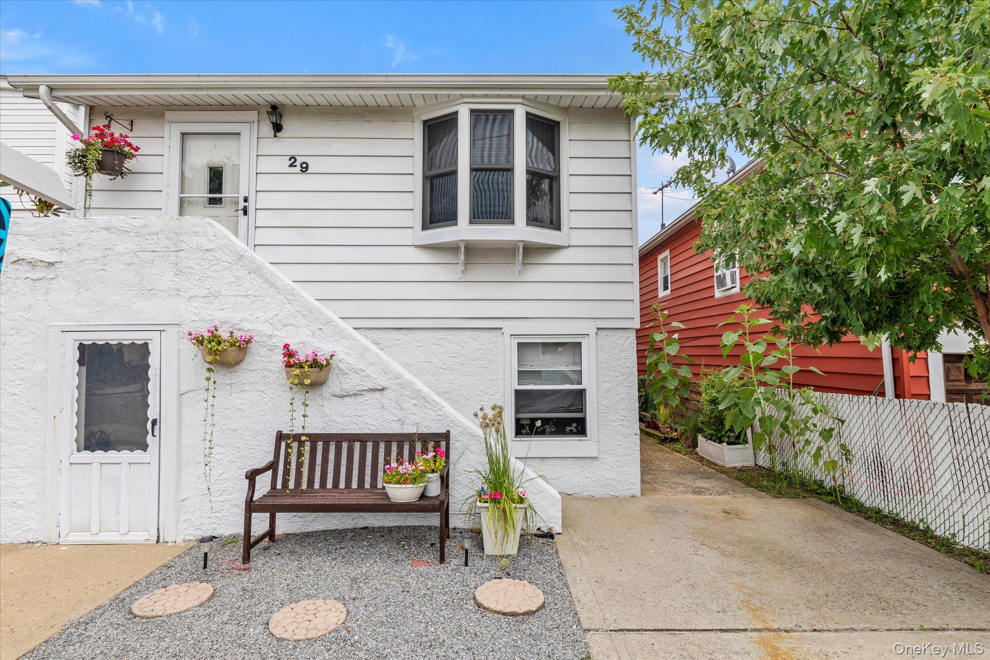 #2 photo, 29 Newport Road, ナッソー郡 Island Park , NY 11558