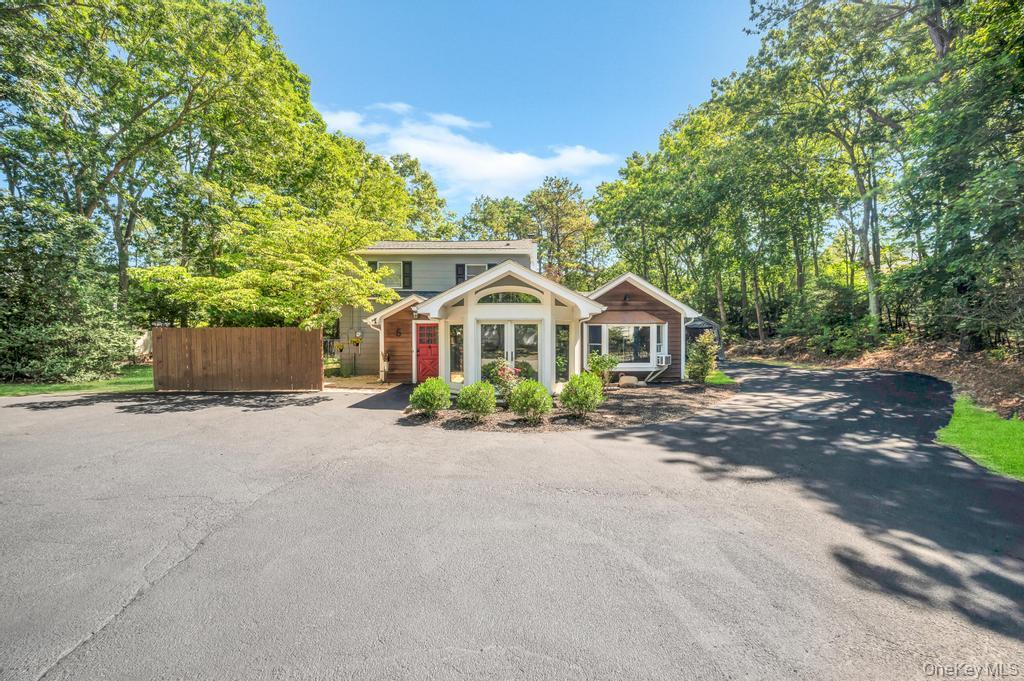 #1 photo, 5 Panther Path, サフォーク郡 Miller Place , NY 11764