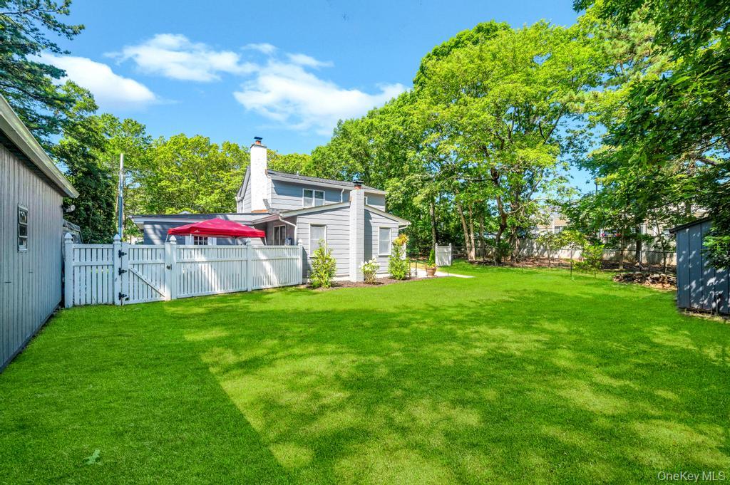 #10 photo, 5 Panther Path, サフォーク郡 Miller Place , NY 11764