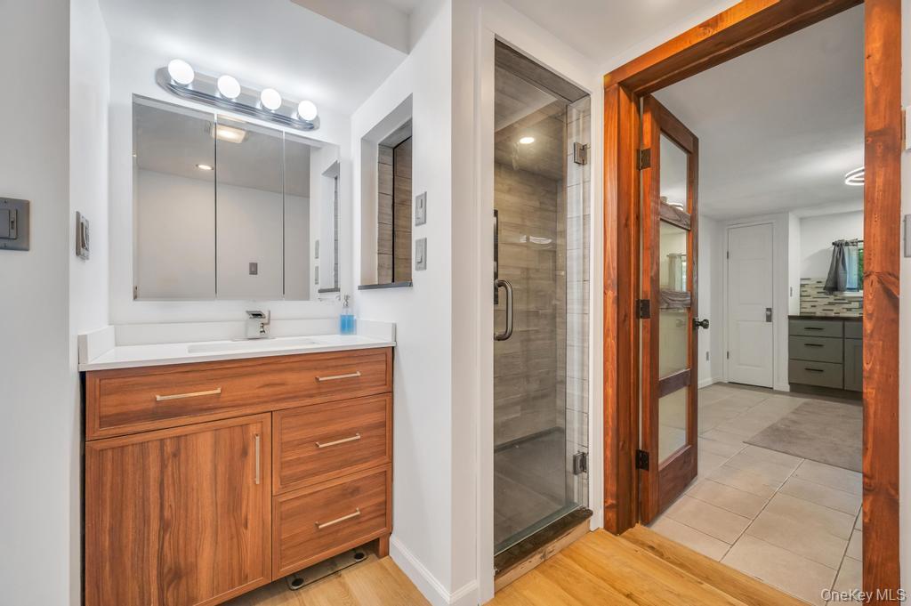 #19 photo, 5 Panther Path, サフォーク郡 Miller Place , NY 11764