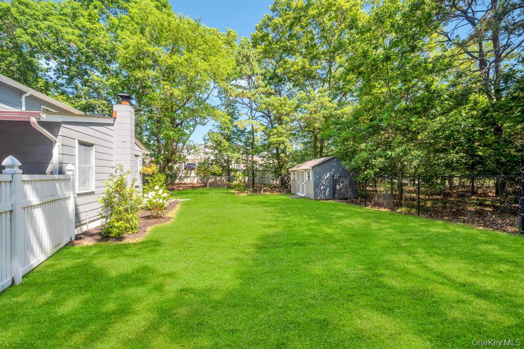 #9 photo, 5 Panther Path, サフォーク郡 Miller Place , NY 11764