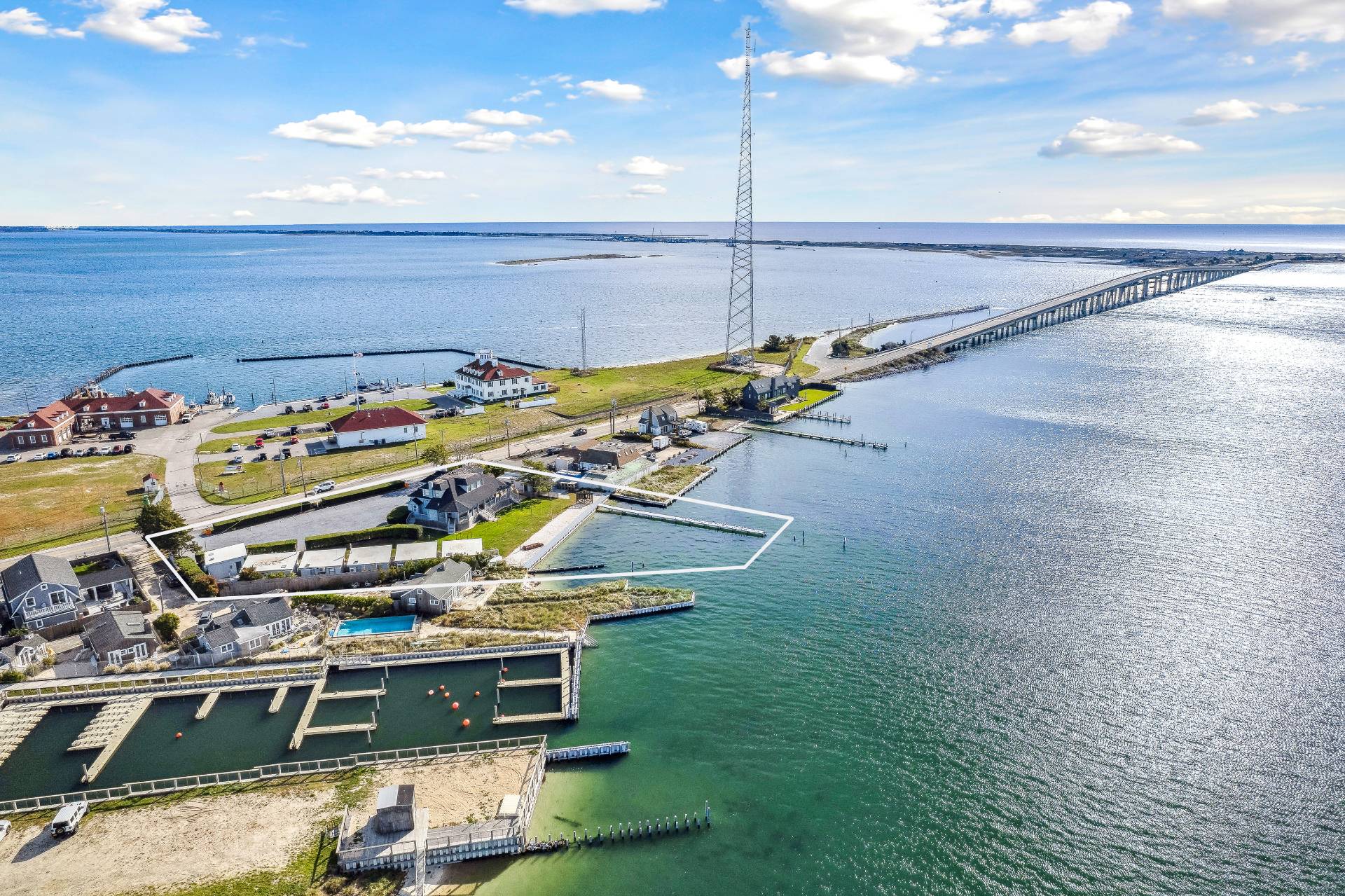 #10 photo, 32 Lighthouse Road, サフォーク郡 Hampton Bays , NY 11946