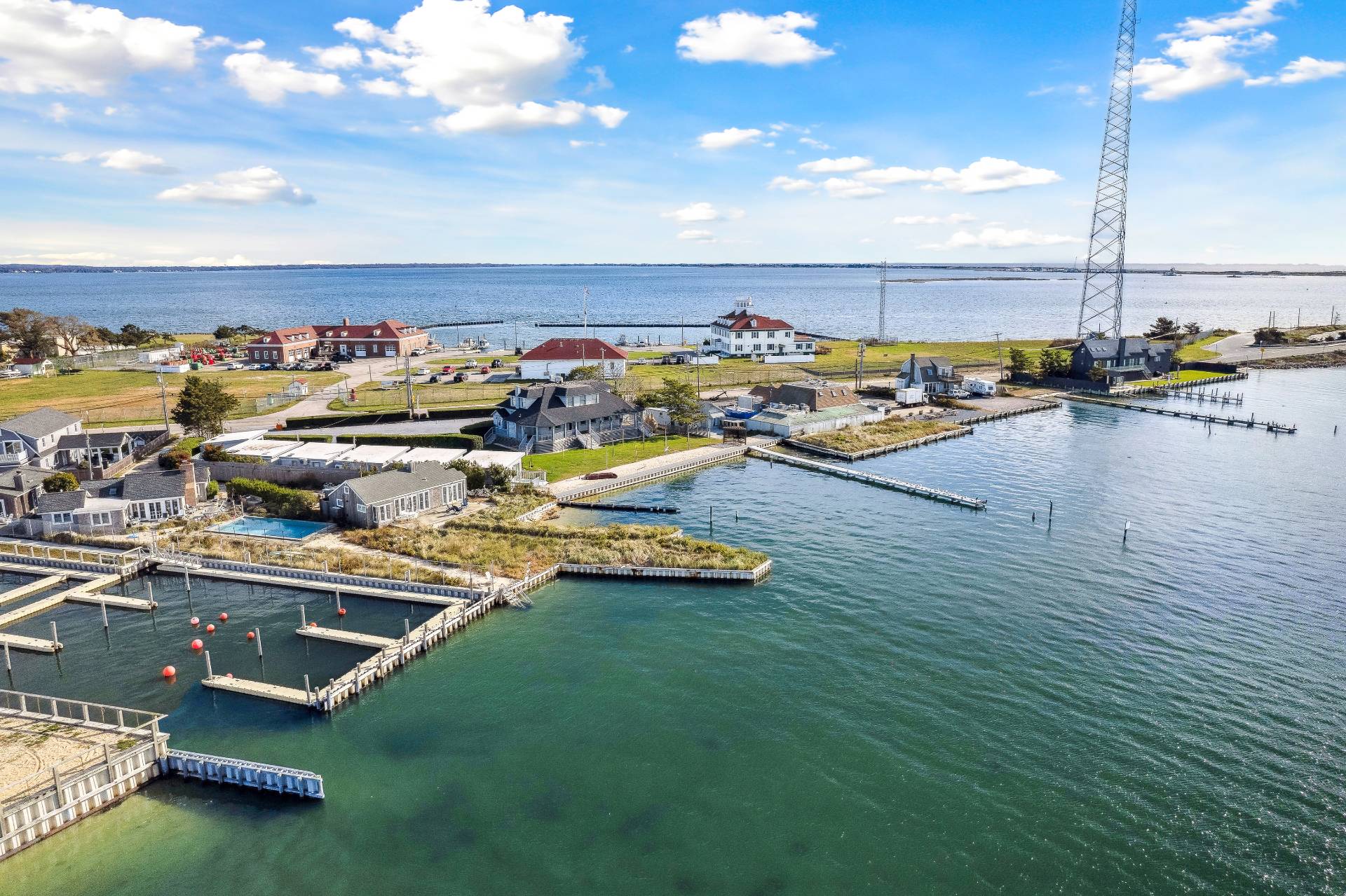 #22 photo, 32 Lighthouse Road, サフォーク郡 Hampton Bays , NY 11946