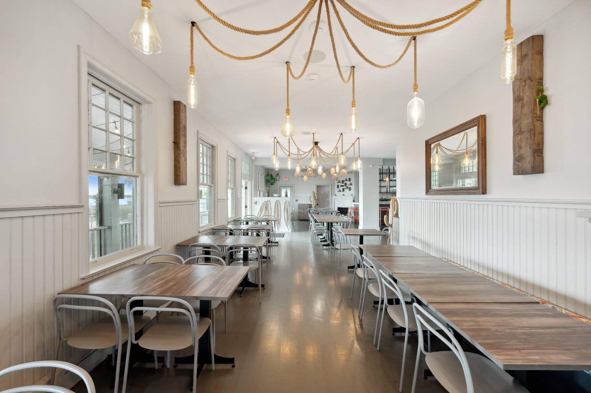 #32 photo, 32 Lighthouse Road, サフォーク郡 Hampton Bays , NY 11946