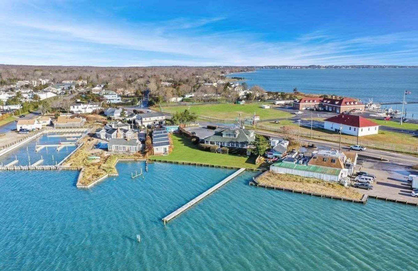 #4 photo, 32 Lighthouse Road, サフォーク郡 Hampton Bays , NY 11946