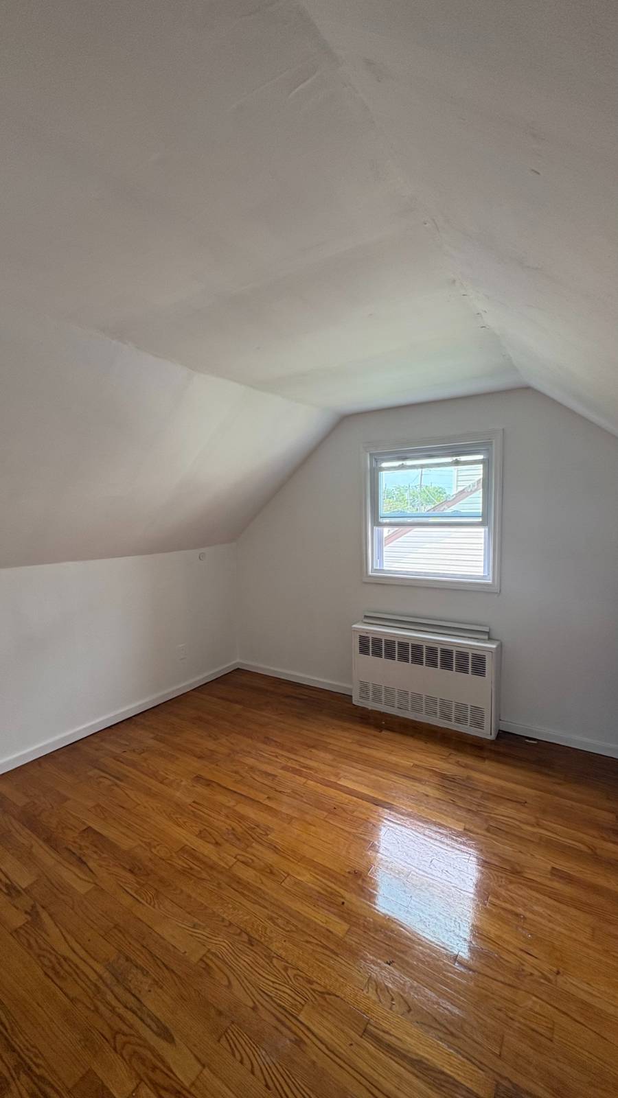 #8 photo, 22 Moore, ナッソー郡 Bethpage , NY 11714