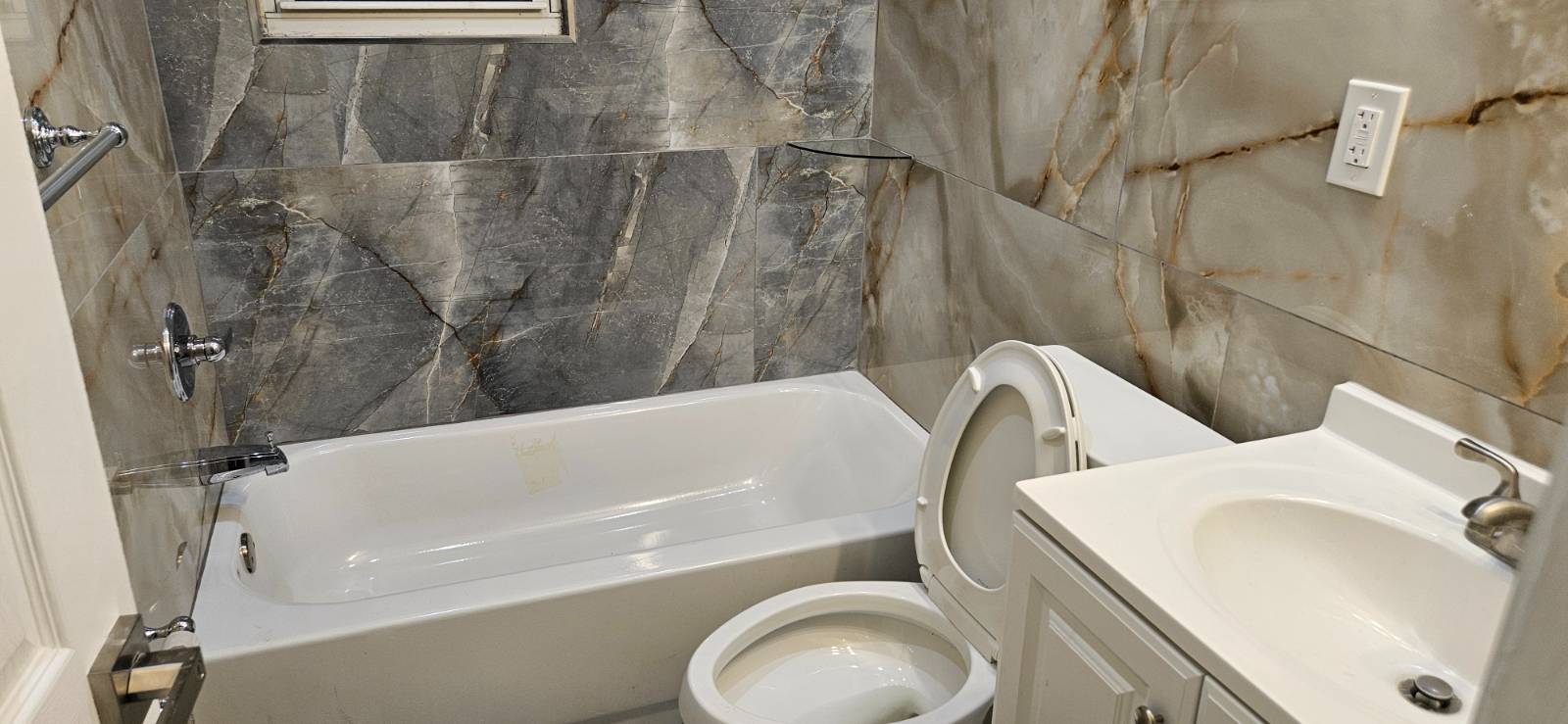 #14 photo, 112 & 219th St, Queens Village , NY 11429