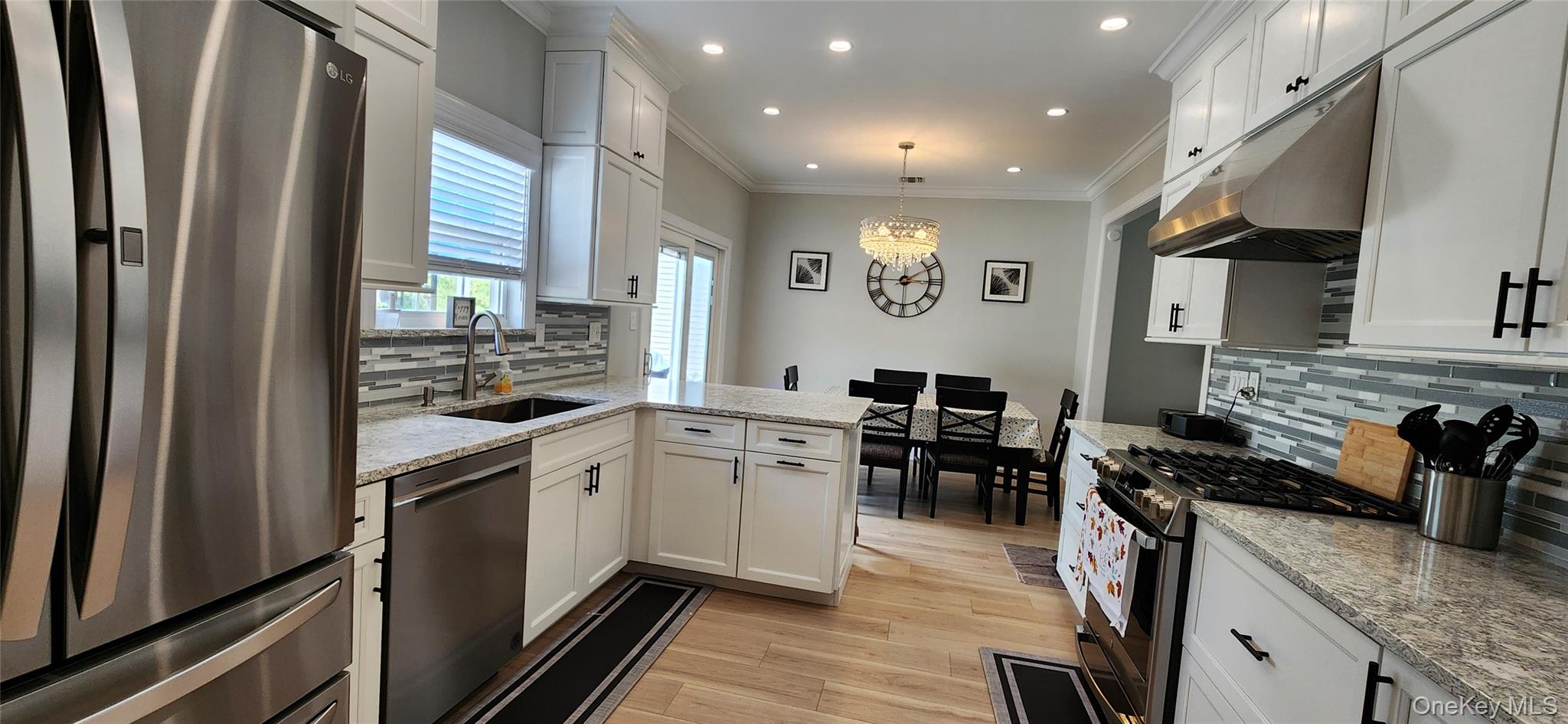 #12 photo, 4103 Saint Andrews Avenue, Riverhead , NY 11901