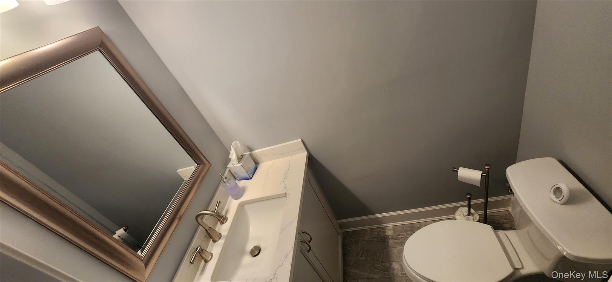 #14 photo, 4103 Saint Andrews Avenue, Riverhead , NY 11901