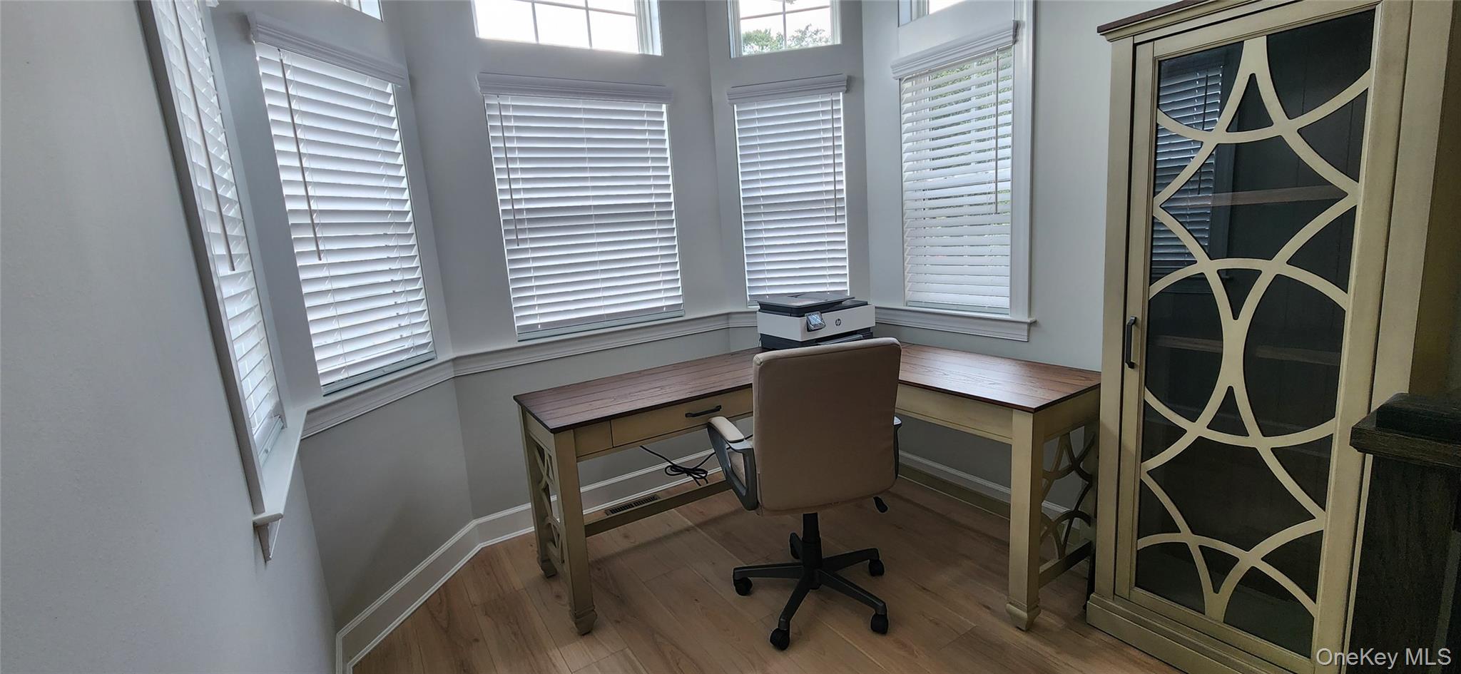 #20 photo, 4103 Saint Andrews Avenue, Riverhead , NY 11901