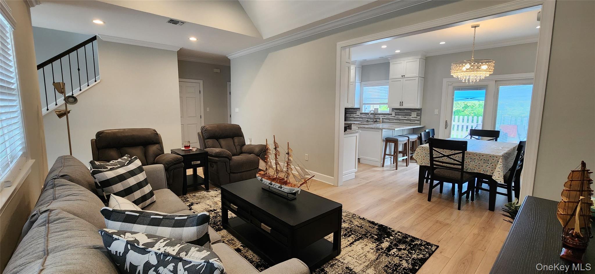 #6 photo, 4103 Saint Andrews Avenue, Riverhead , NY 11901