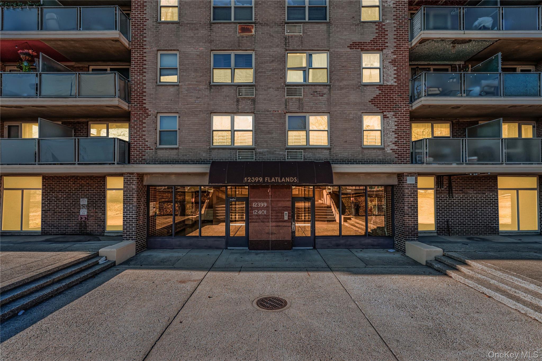 #20 photo, 12399 Flatlands Avenue, ブルックリン区 Brooklyn , NY 11207