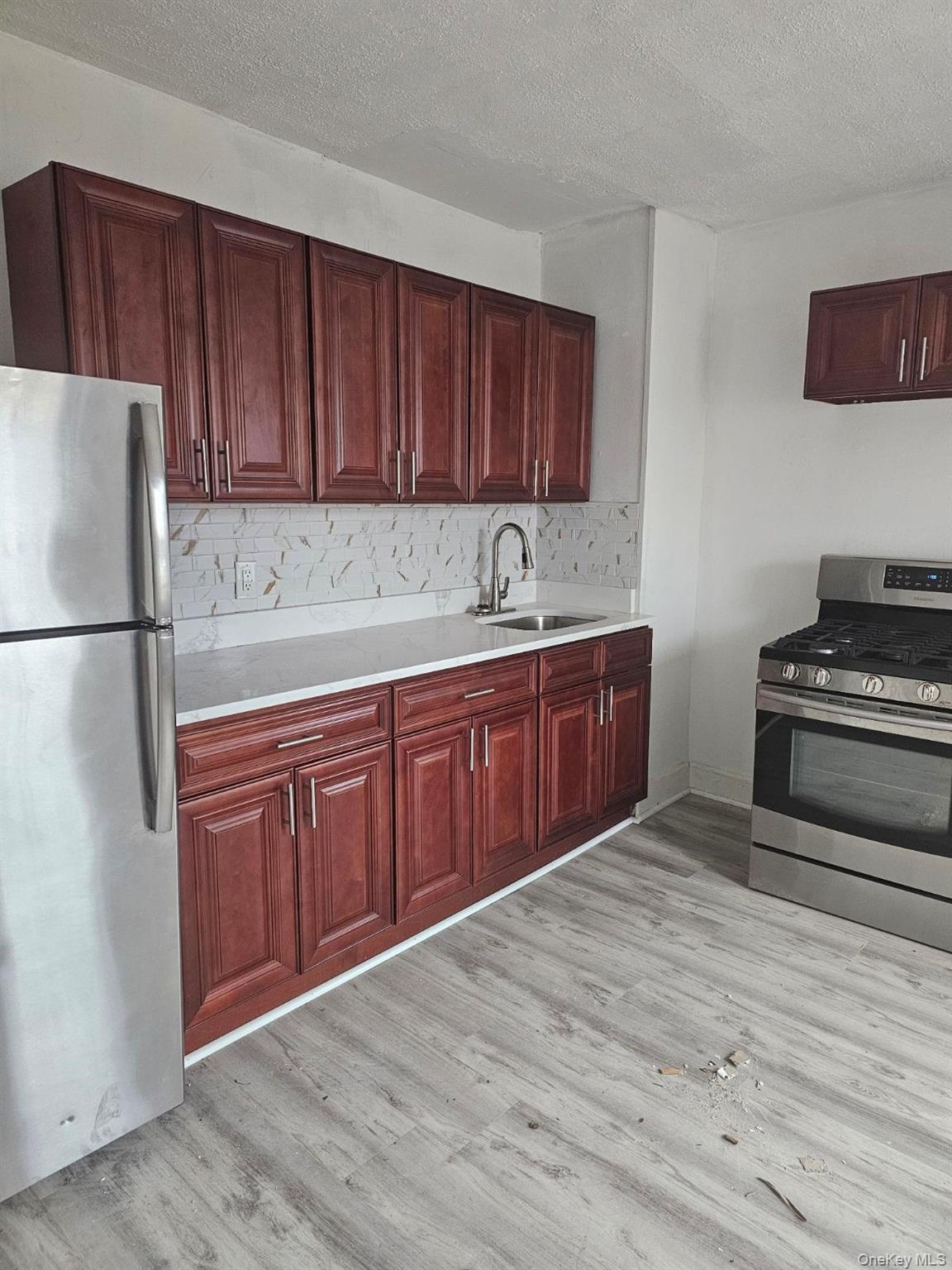 #4 photo, 286 Yale Street, ナッソー郡 Hempstead , NY 11550