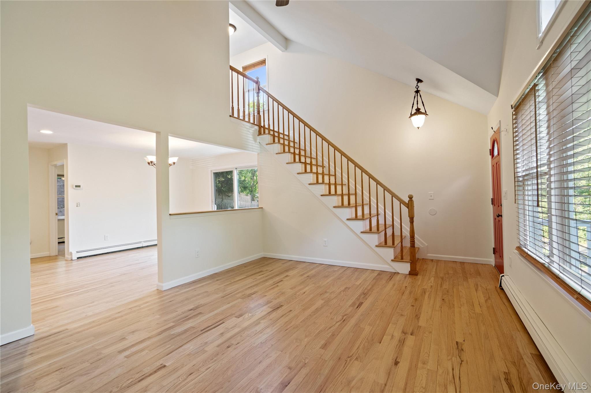 #4 photo, 77 Friendship Drive, サフォーク郡 Rocky Point , NY 11778