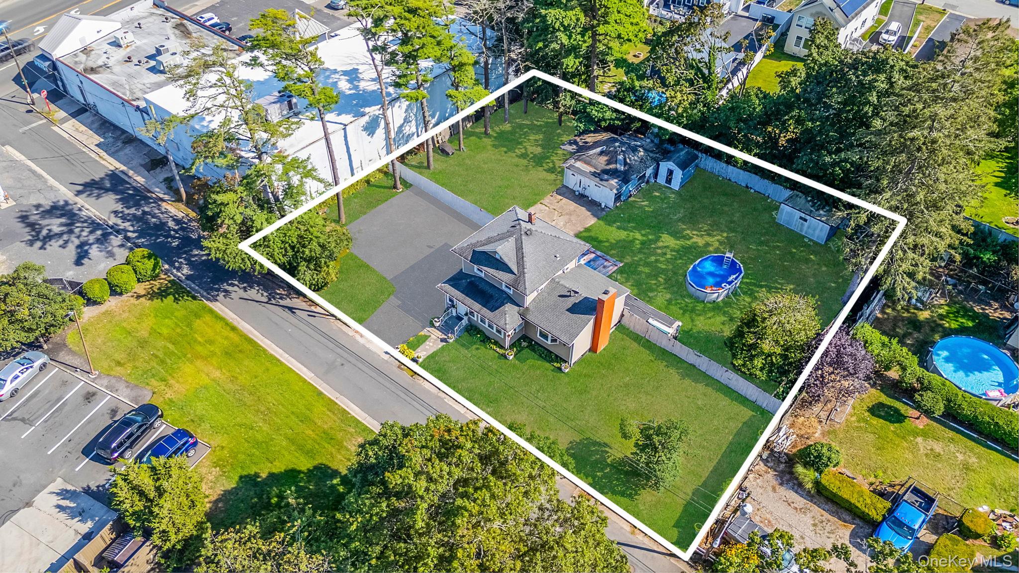 #1 photo, 74 Taber Street, सफ़ोक काउंटी Patchogue , NY 11772