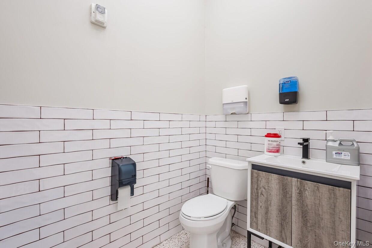 #10 photo, 2 Suffern Lane, Garnerville , NY 10923