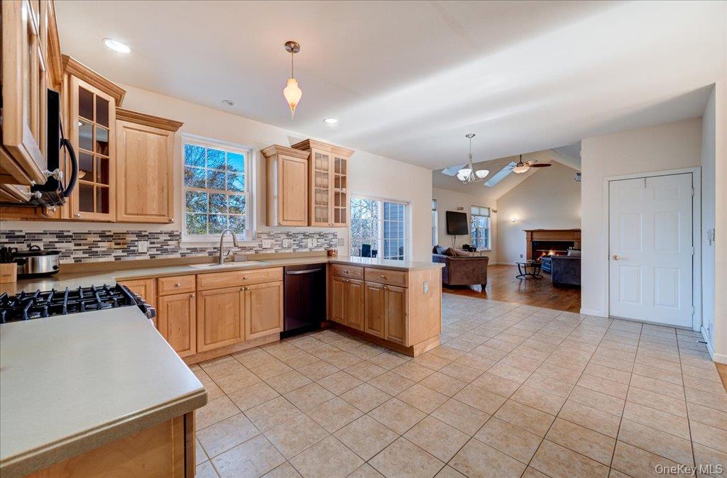 #15 photo, 3 Grand View Terrace, Chester , NY 10918