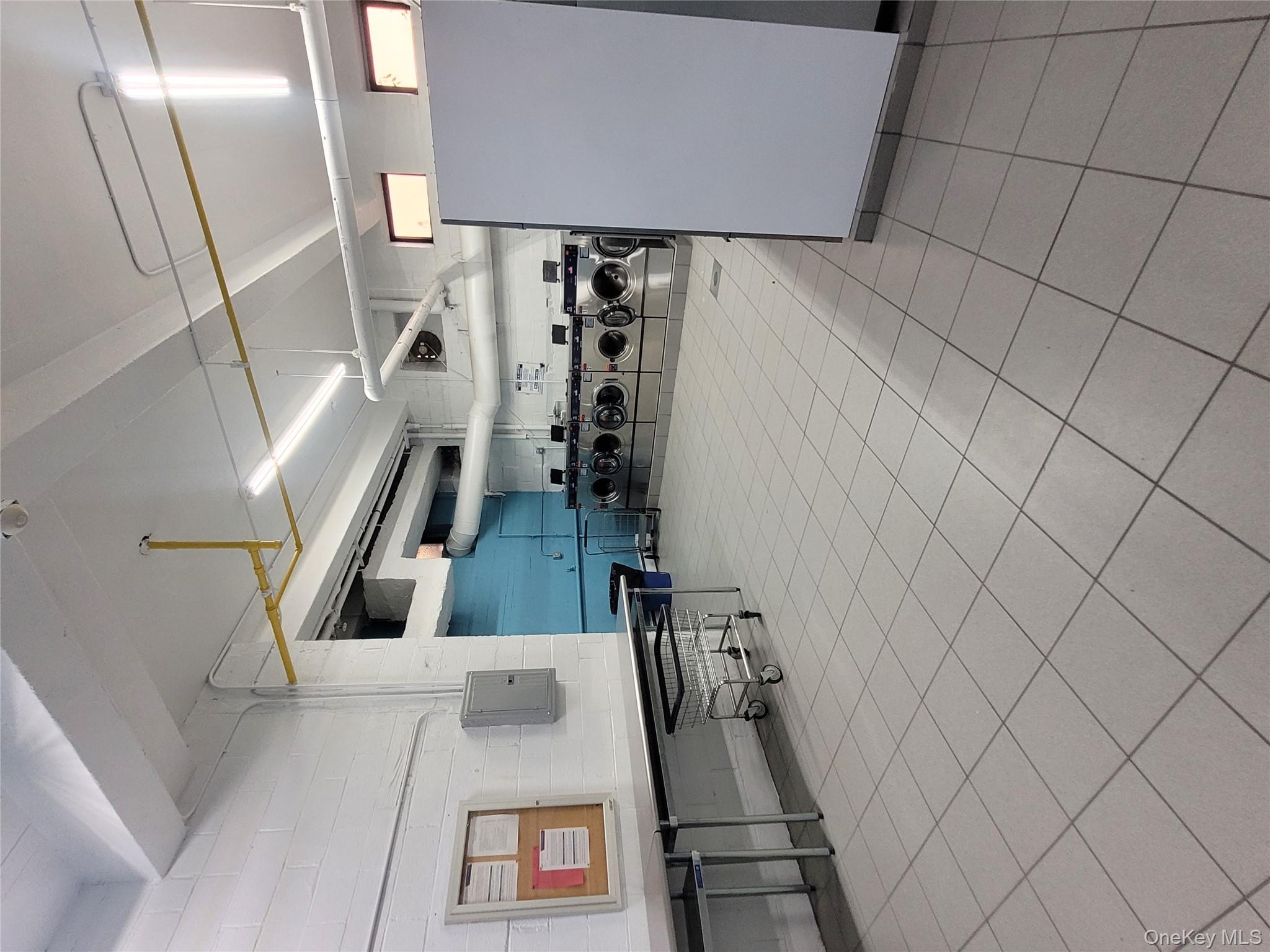 #15 photo, 99-30 59th Avenue, クイーンズ区 Corona , NY 11368