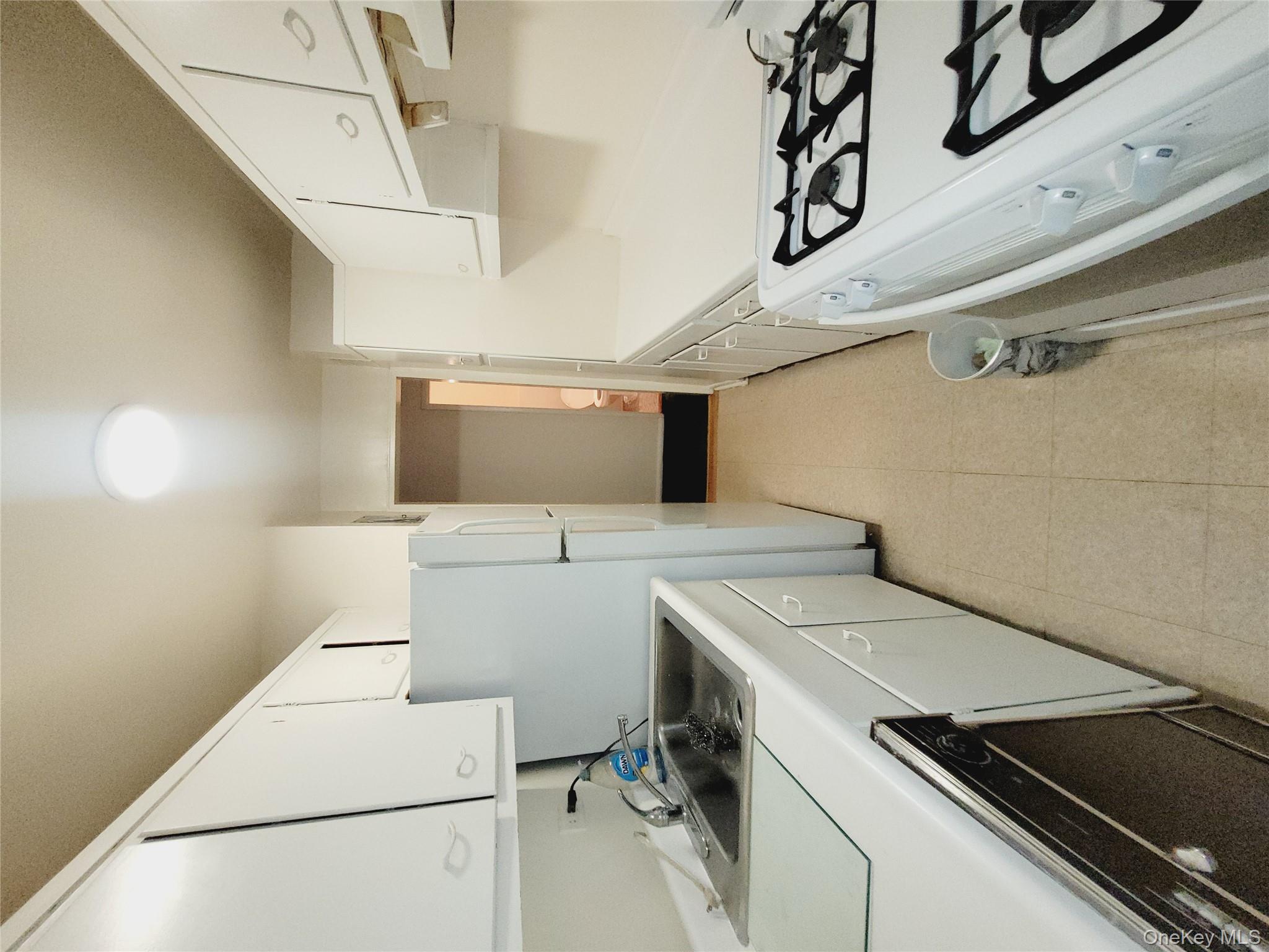 #5 photo, 99-30 59th Avenue, クイーンズ区 Corona , NY 11368