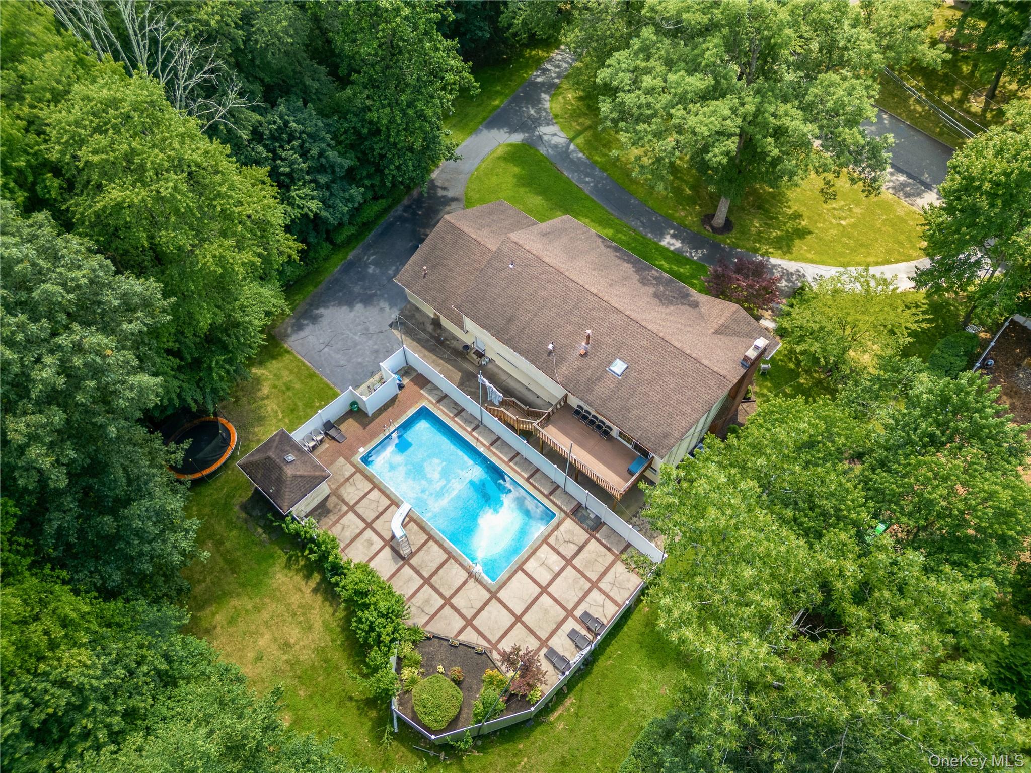 #1 photo, 6 Cannan Road, Chestnut Ridge , NY 10952