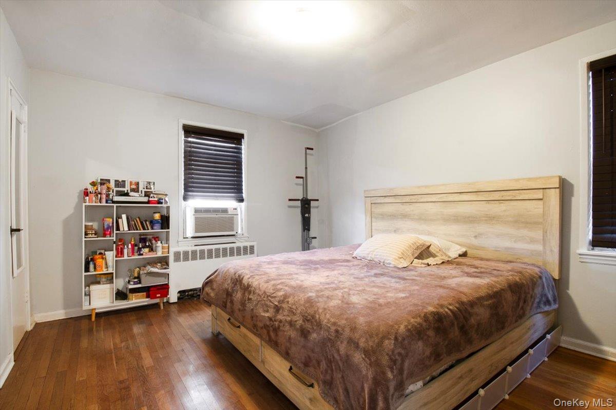 #16 photo, 1537 Central Park Avenue, Yonkers , NY 10710