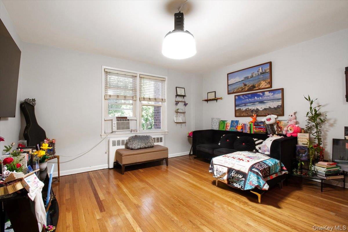 #6 photo, 1537 Central Park Avenue, Yonkers , NY 10710