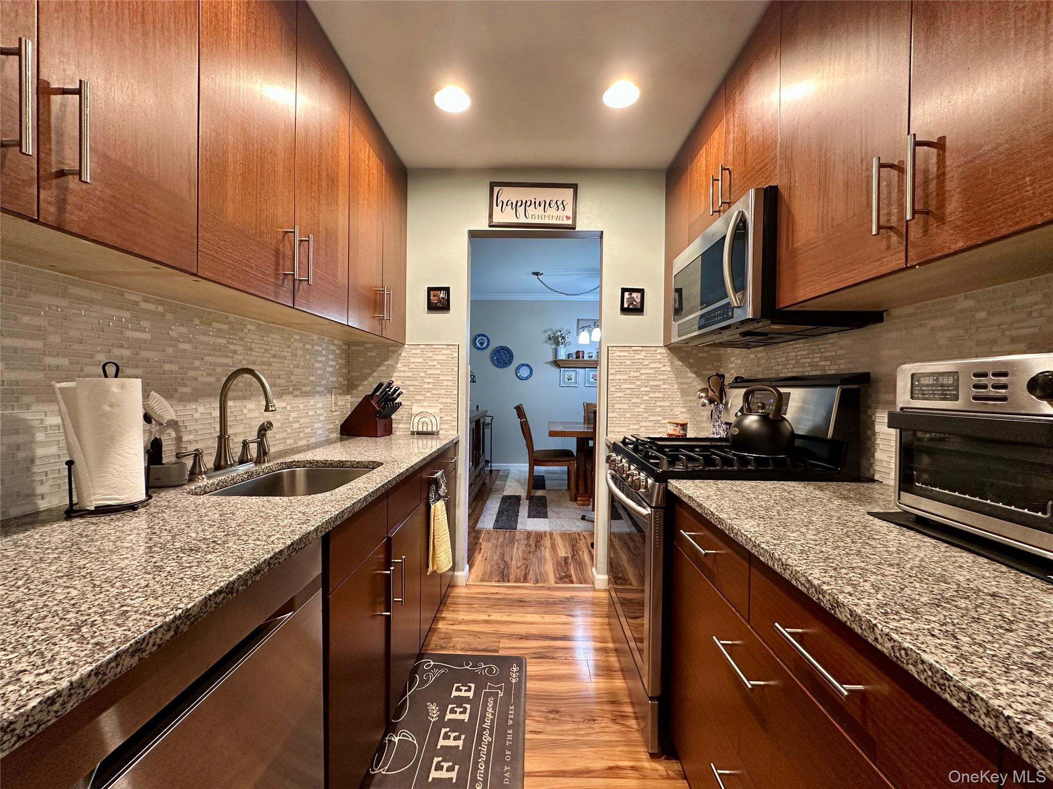 #13 photo, 276 TEMPLE HILL Road, New Windsor , NY 12553