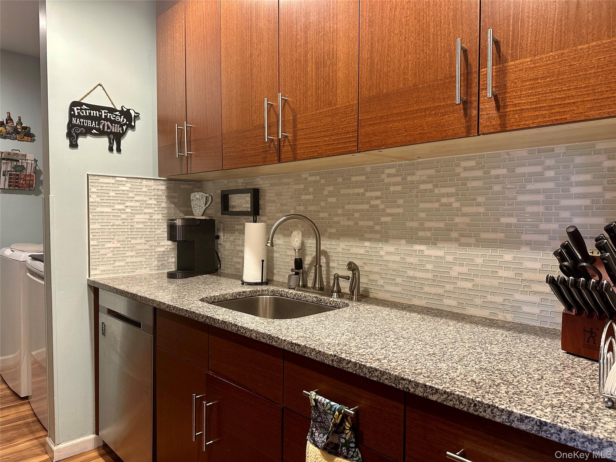 #16 photo, 276 TEMPLE HILL Road, New Windsor , NY 12553