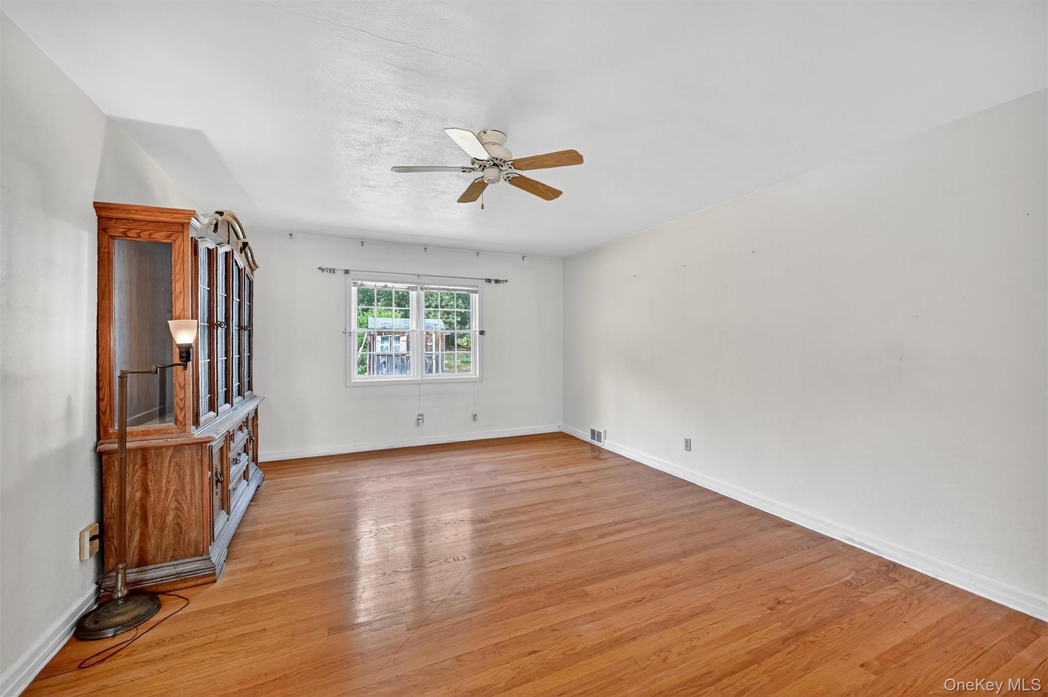 #8 photo, 111 Apple Lane Drive, Middletown , NY 10940