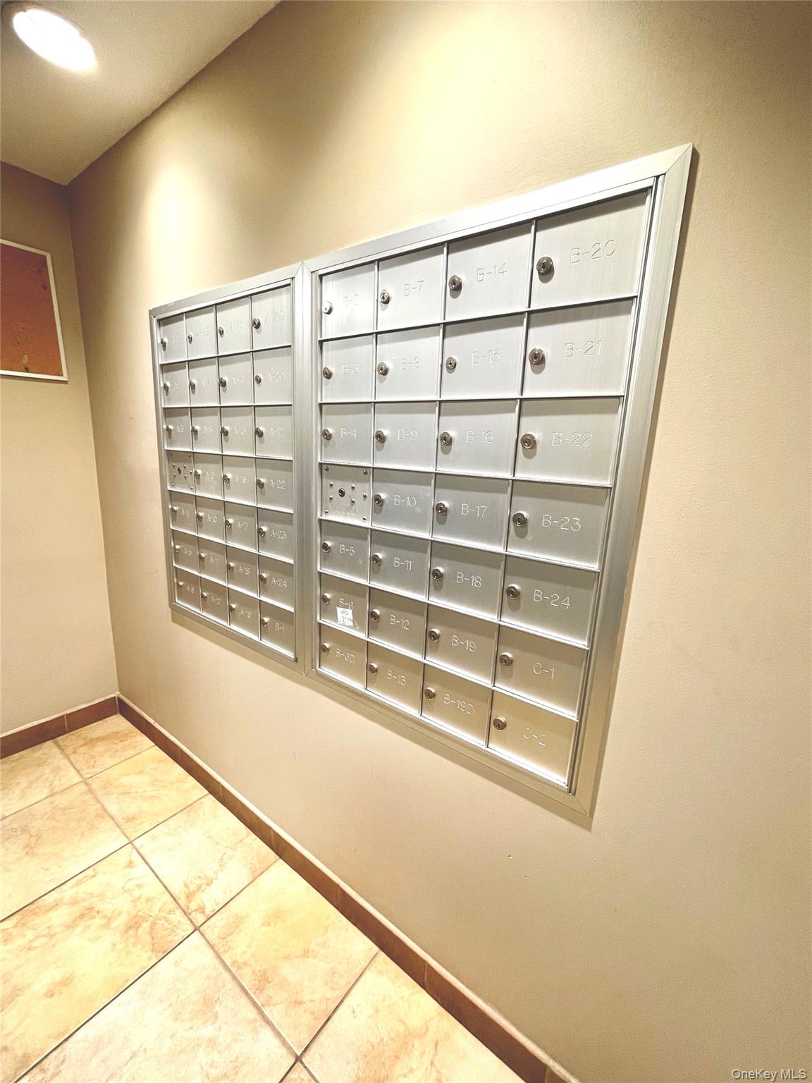 #17 photo, 5 Oakdale Manor, Suffern , NY 10901