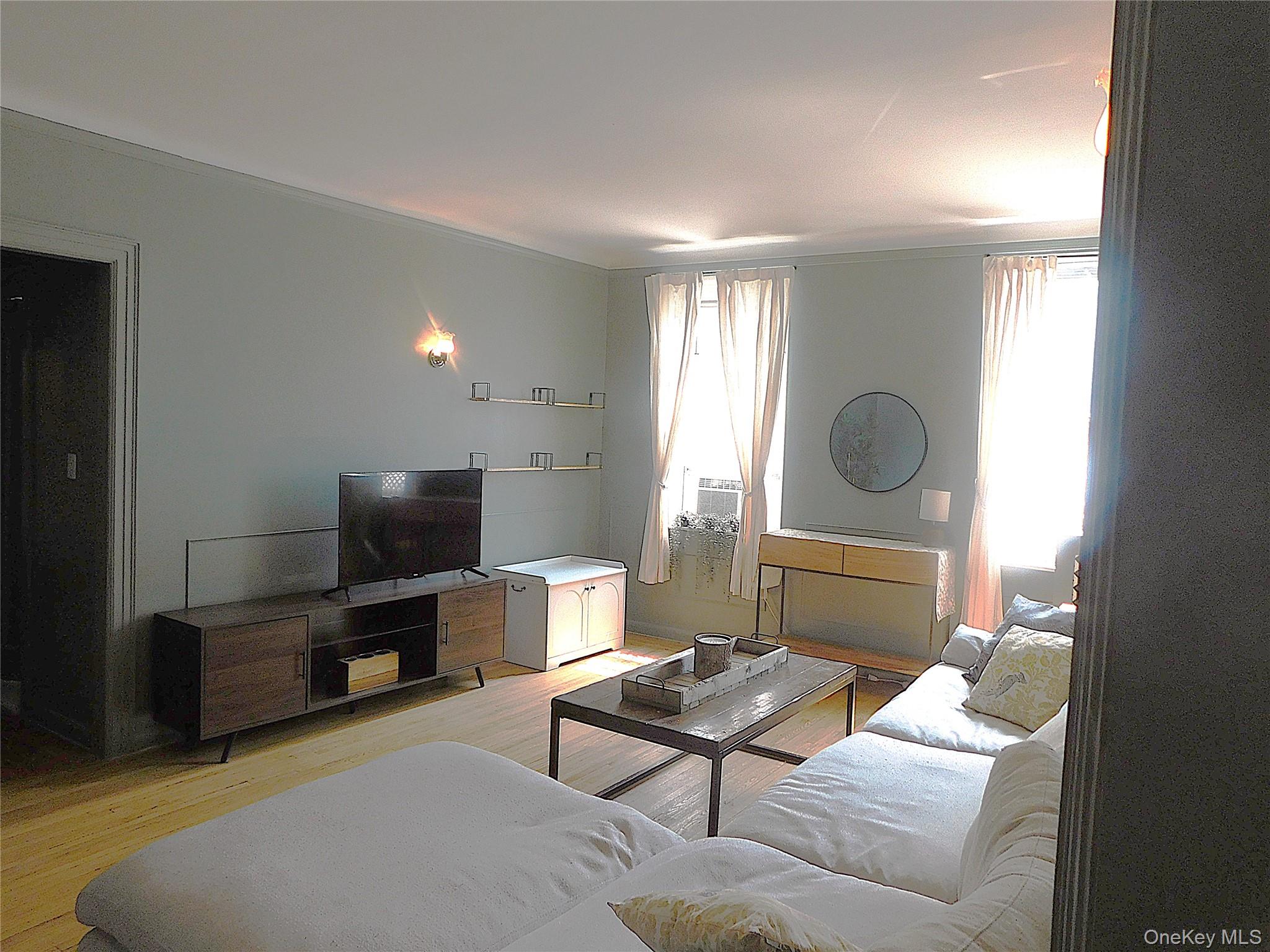 #6 photo, 472 Gramatan Avenue, Mount Vernon , NY 10552