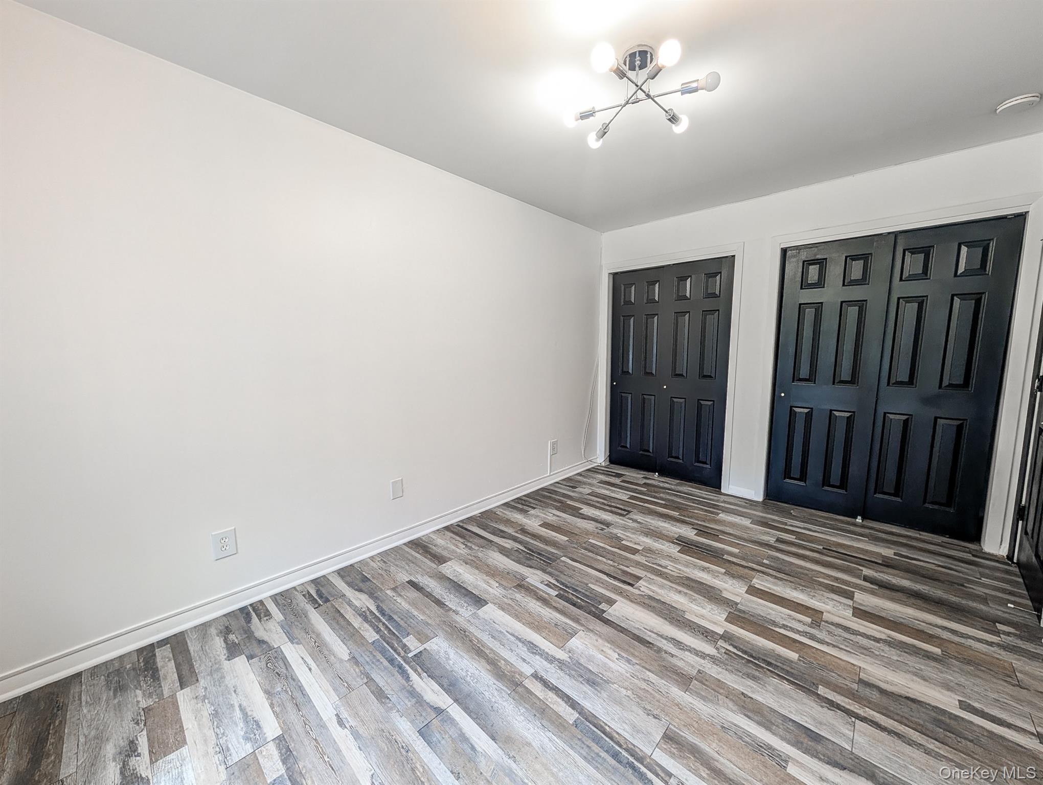 #11 photo, 5B Hemlock Drive, サフォーク郡 Bay Shore , NY 11706