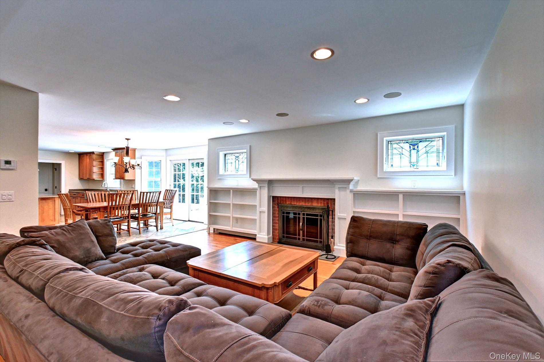 #13 photo, 12 Russell Drive, サフォーク郡 Wading River , NY 11972