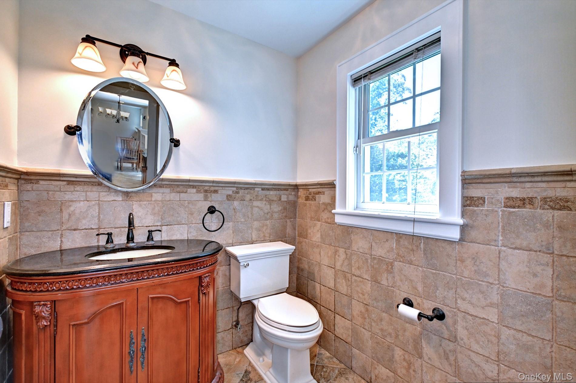 #16 photo, 12 Russell Drive, サフォーク郡 Wading River , NY 11972