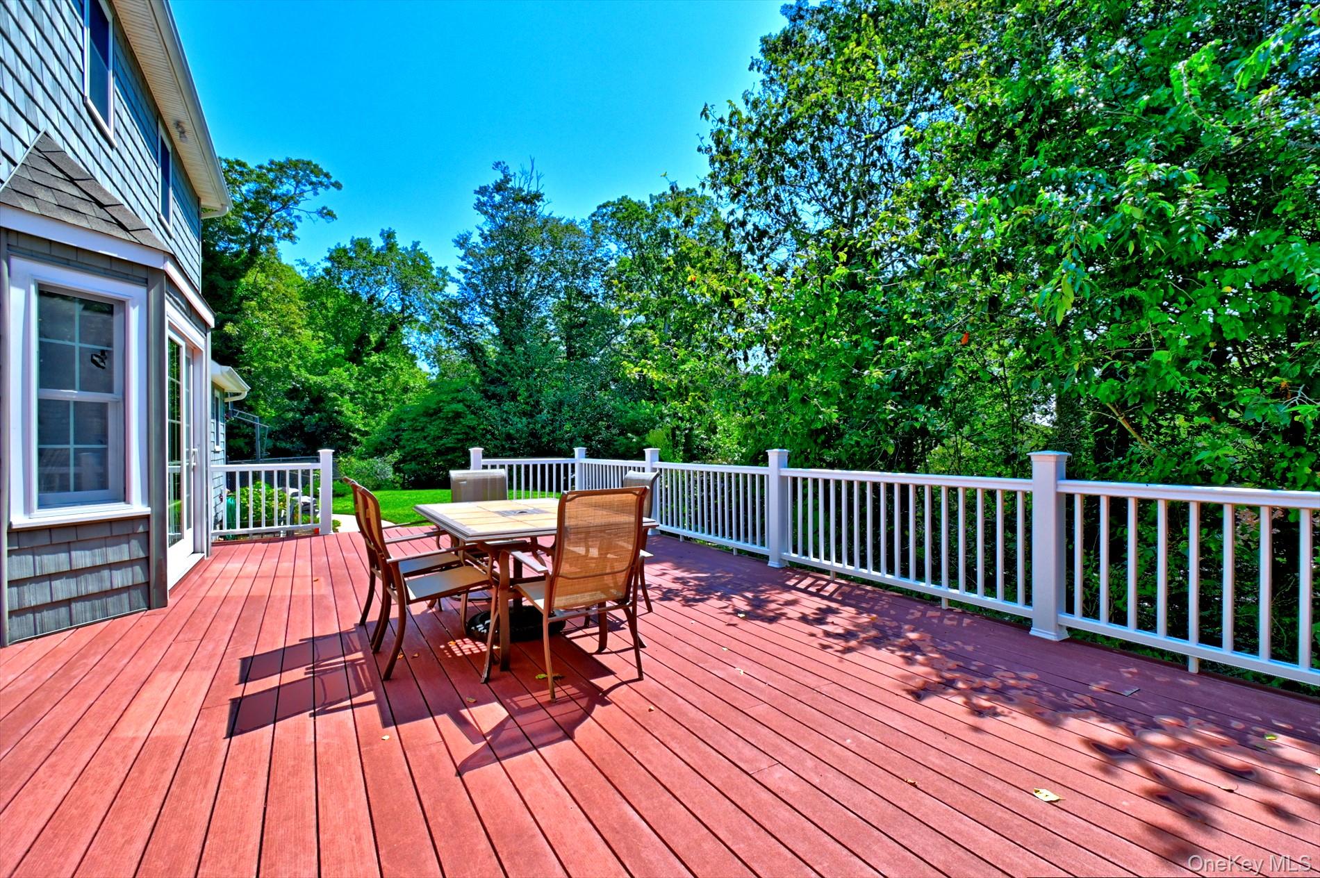 #8 photo, 12 Russell Drive, サフォーク郡 Wading River , NY 11972