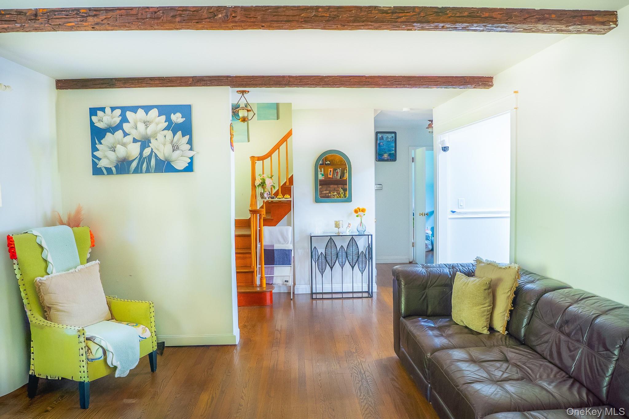 #7 photo, 234 Pine Road, Coram , NY 11727