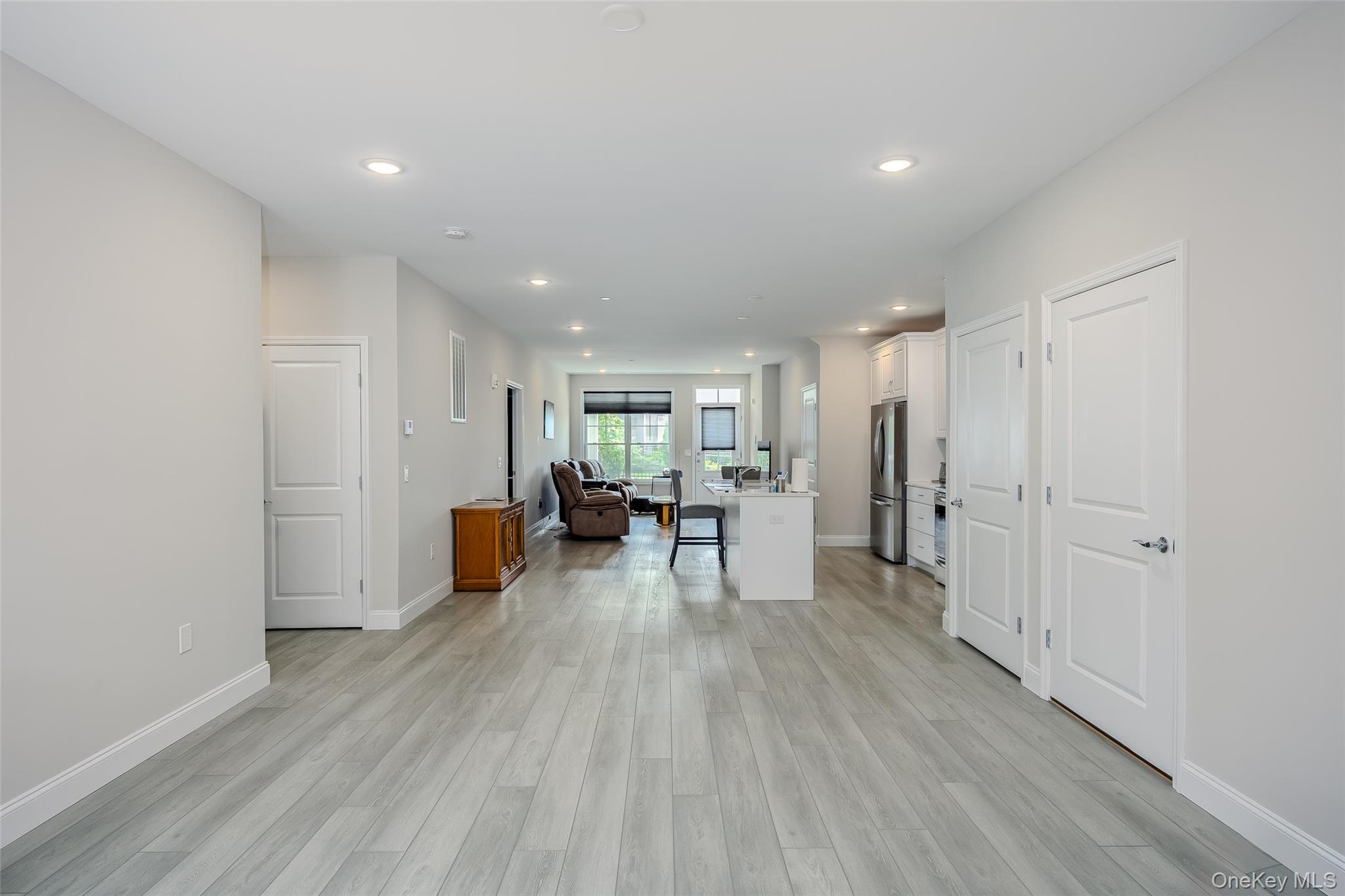 #5 photo, 261 Silver Timber Drive, サフォーク郡 Yaphank , NY 11980