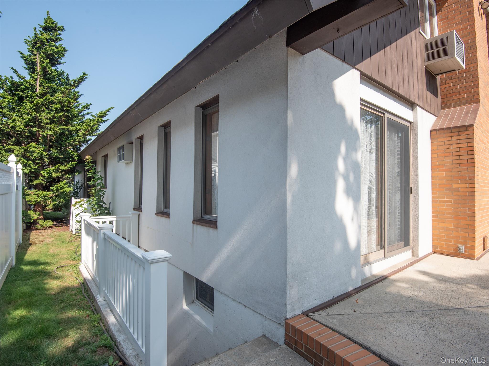 #3 photo, 159 Oakview Avenue, 长岛 Farmingdale , NY 11735