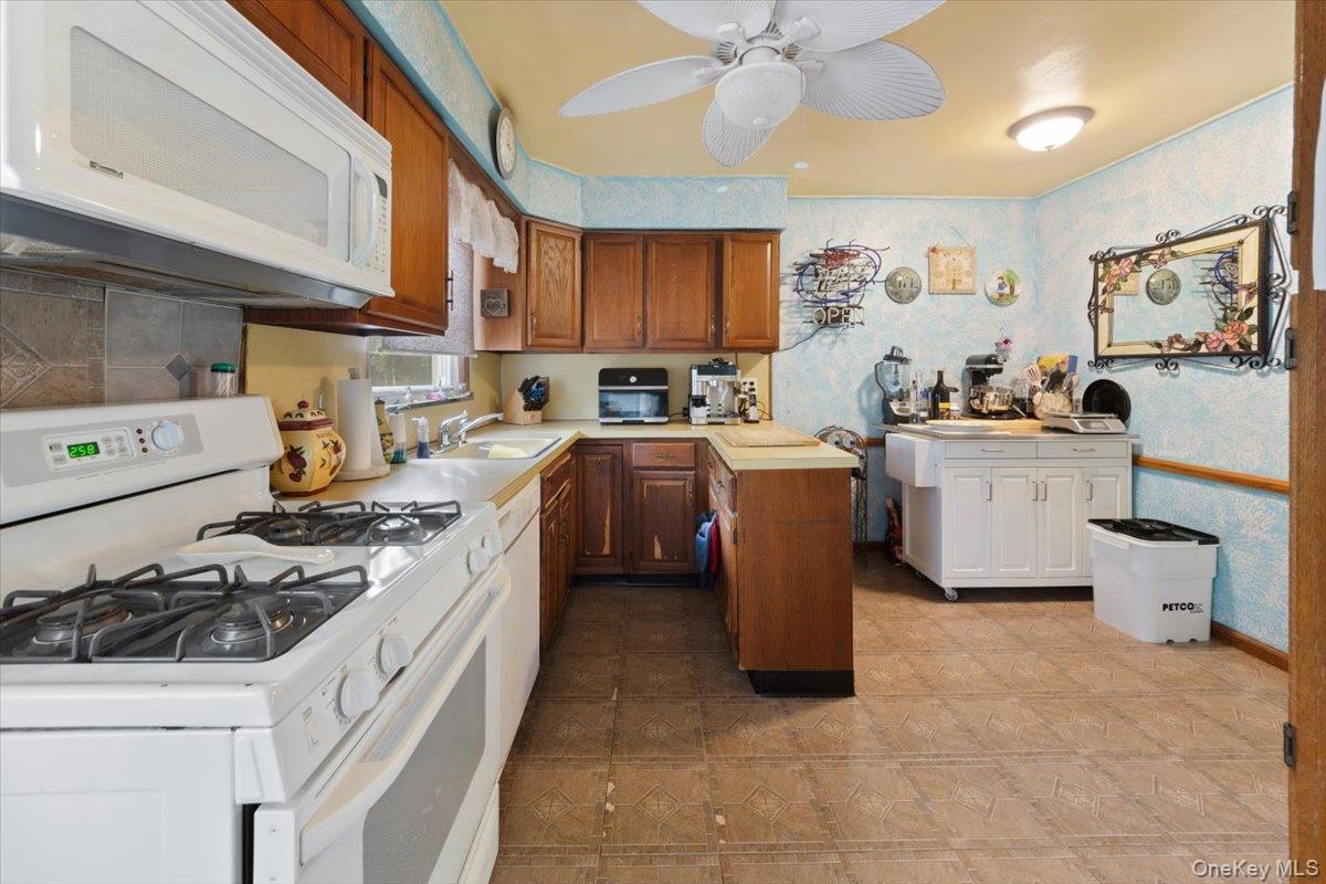 #10 photo, 101 Cresthill Road, Yonkers , NY 10710