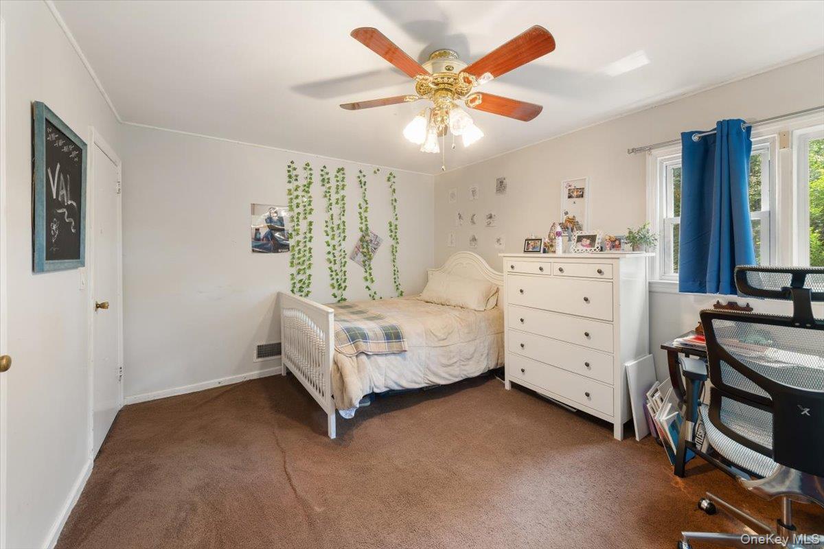 #16 photo, 101 Cresthill Road, Yonkers , NY 10710