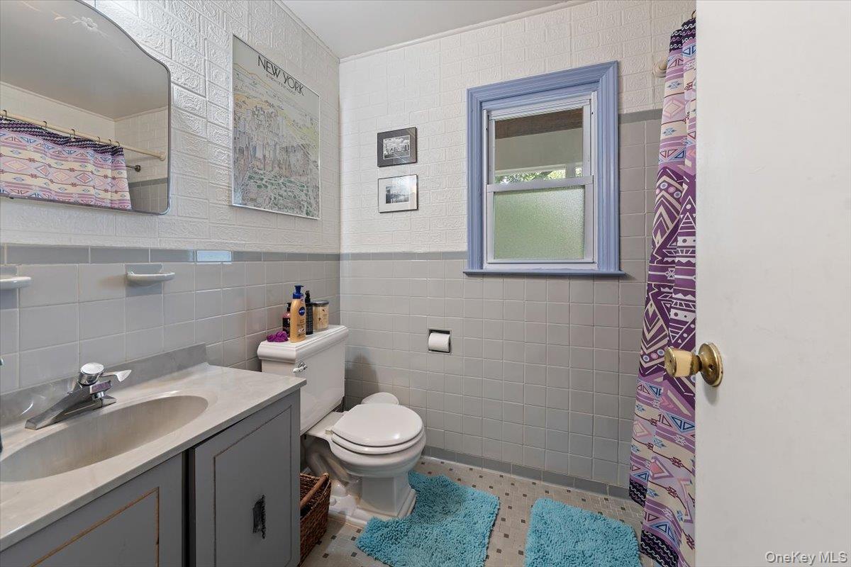 #17 photo, 101 Cresthill Road, Yonkers , NY 10710