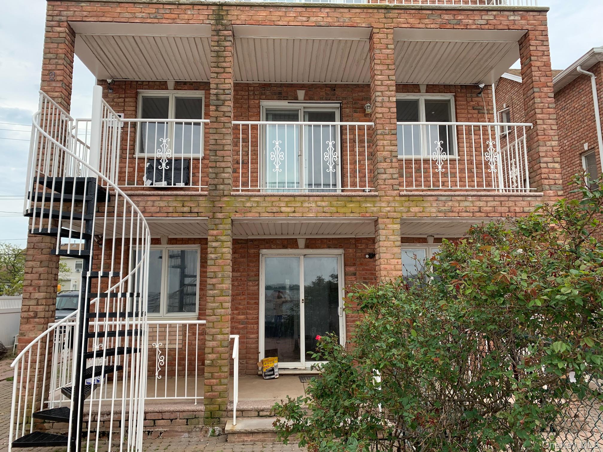 #9 photo, 89-24 Beach Channel Drive, クイーンズ区 Rockaway Beach , NY 11693