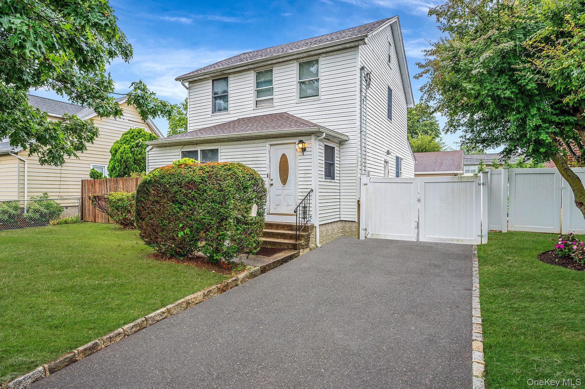 #1 photo, 34 Frost Pond Road, ナッソー郡 Glen Cove , NY 11542