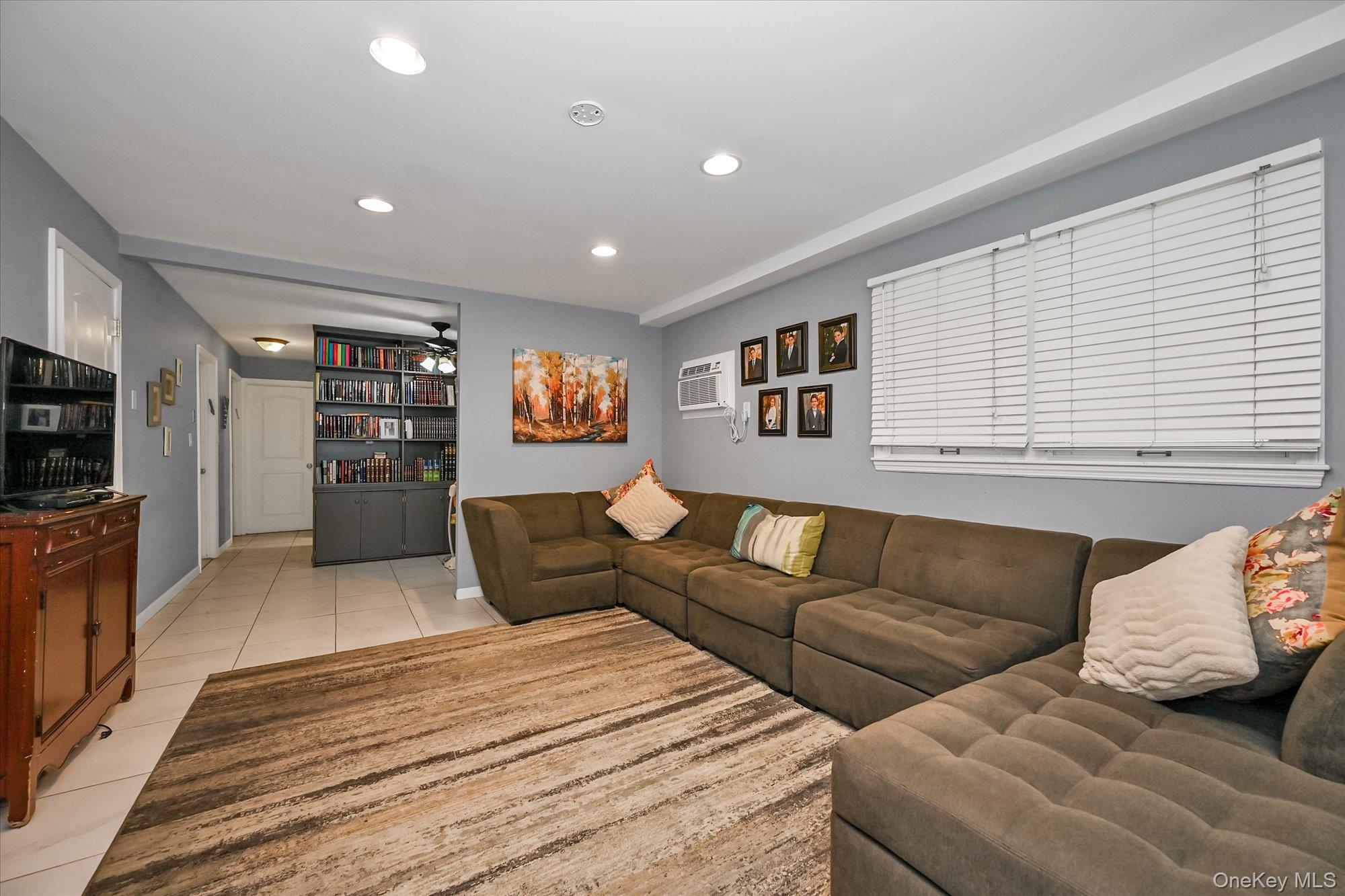 #6 photo, 505 Hicksville Road, クイーンズ区 Far Rockaway , NY 11691