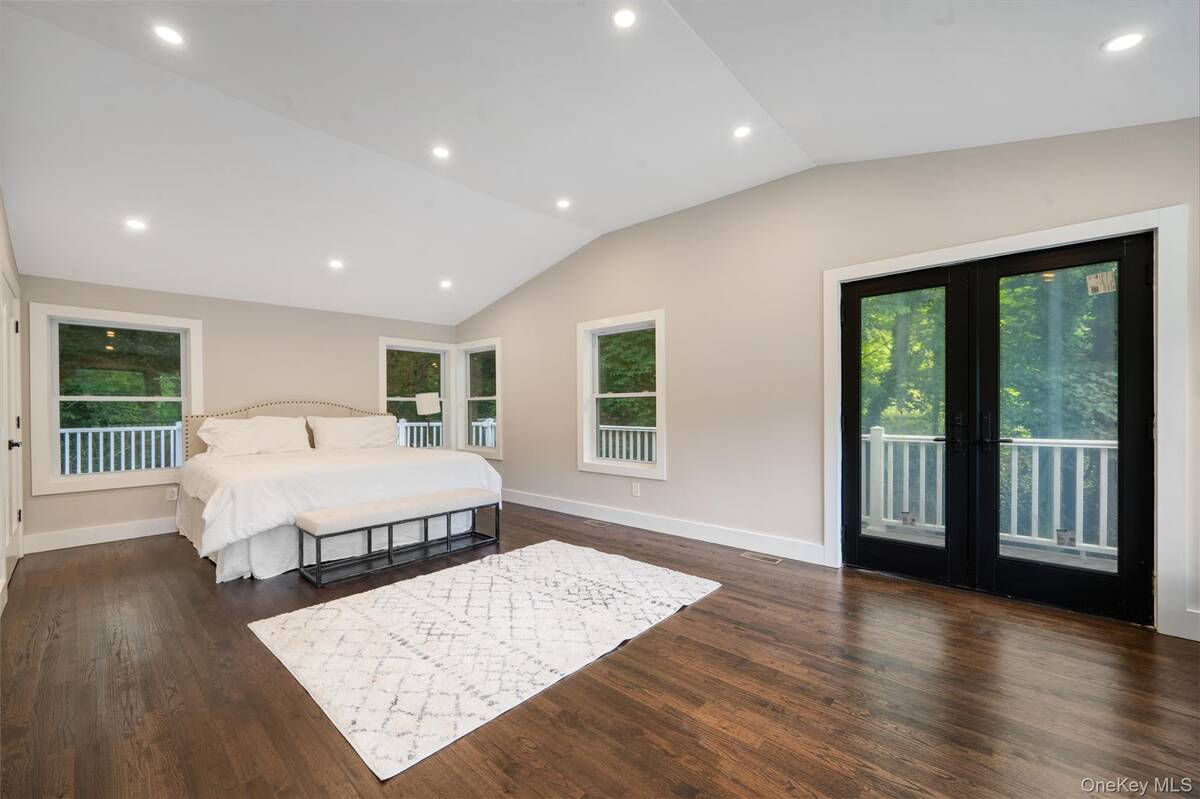 #16 photo, 390 E Main Street, サフォーク郡 Centerport , NY 11721