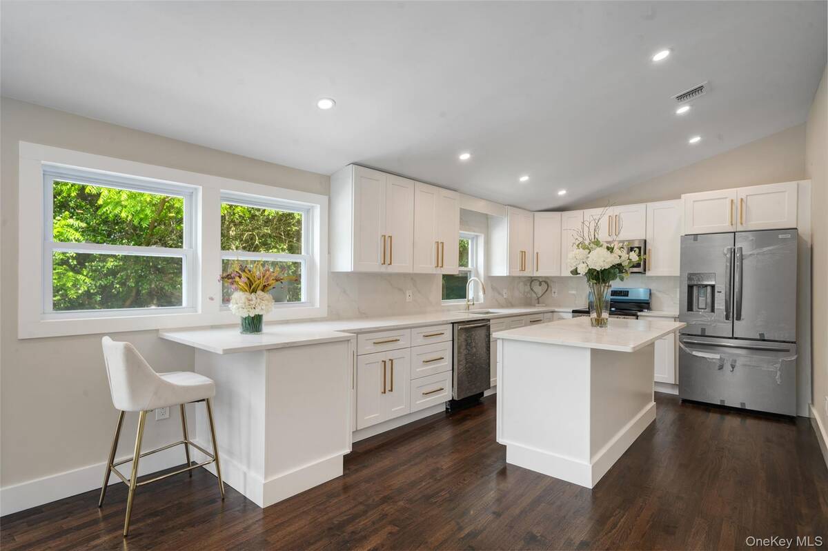 #6 photo, 390 E Main Street, サフォーク郡 Centerport , NY 11721