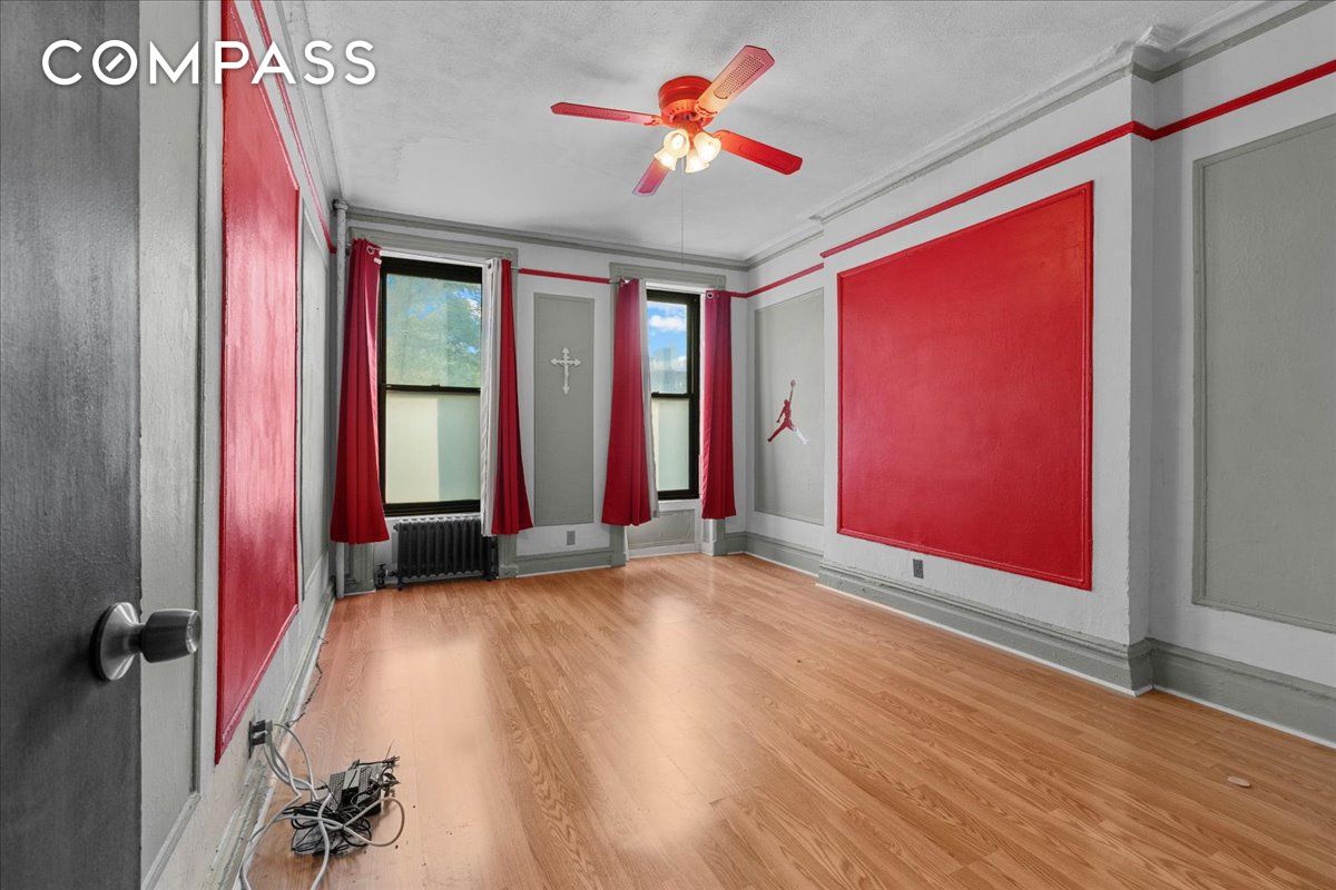 #1 photo, 326 W 17th Street, マンハッタン Chelsea , NY 10011