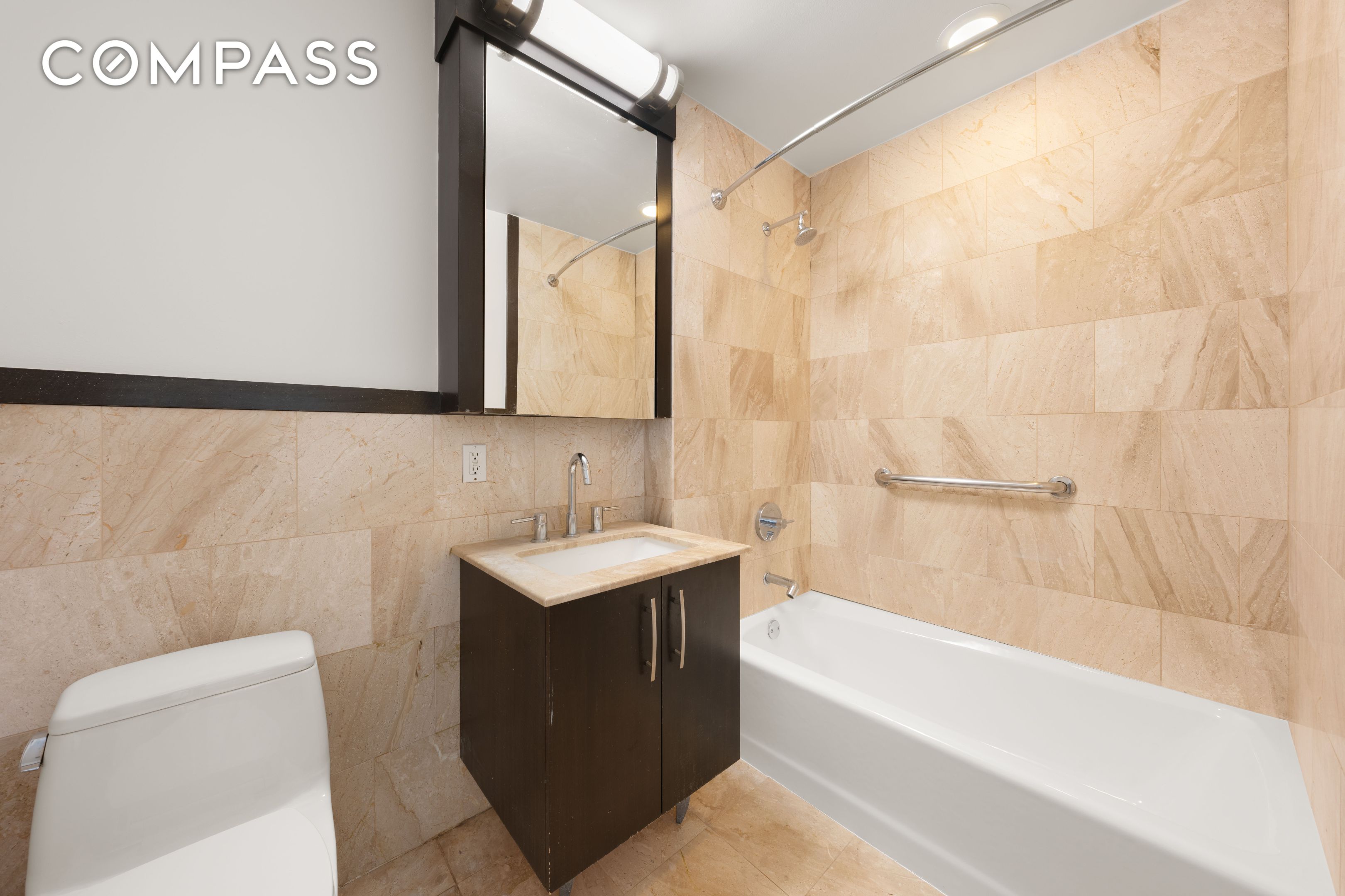 #9 photo, 161 E 110th Street, マンハッタン East Harlem , NY 10029